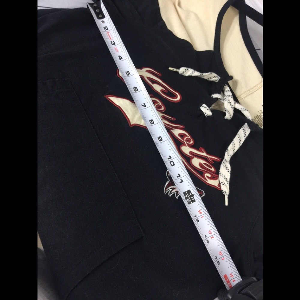 Coyotes Reebok shirt - Picture 5 of 5